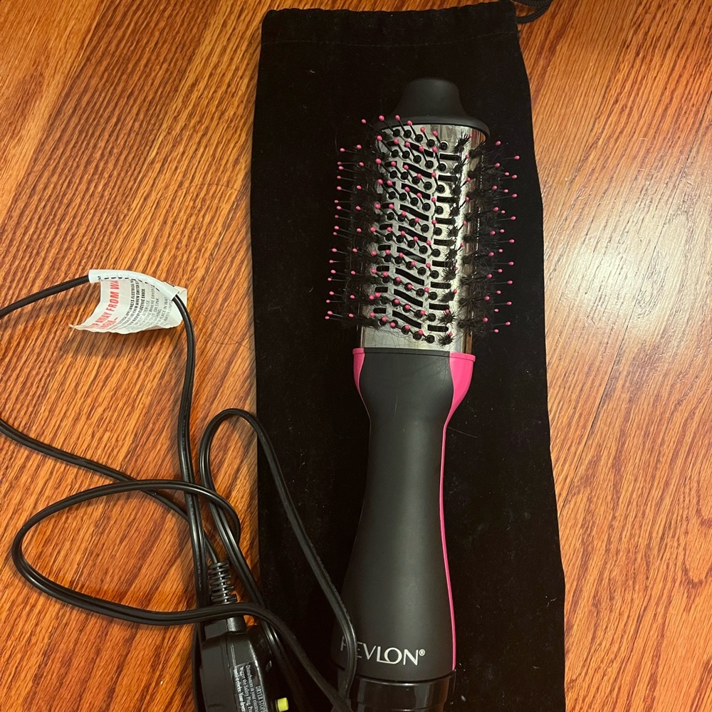 Revlon one step blow dry brush